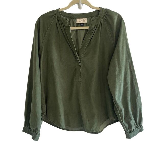 Universal Thread Tops - Universal Thread Green Corduroy Long Sleeve Pullover Top Women’s Size Medium